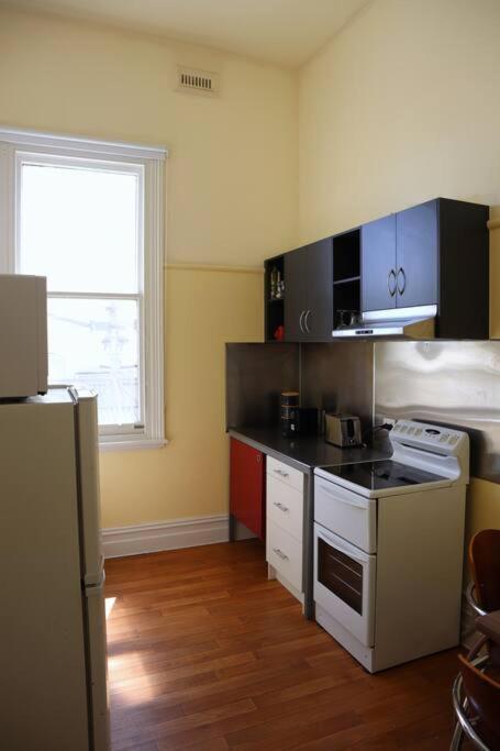 At The Historic Star Apartment